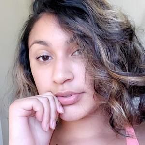 Meet your Posher, Eimy